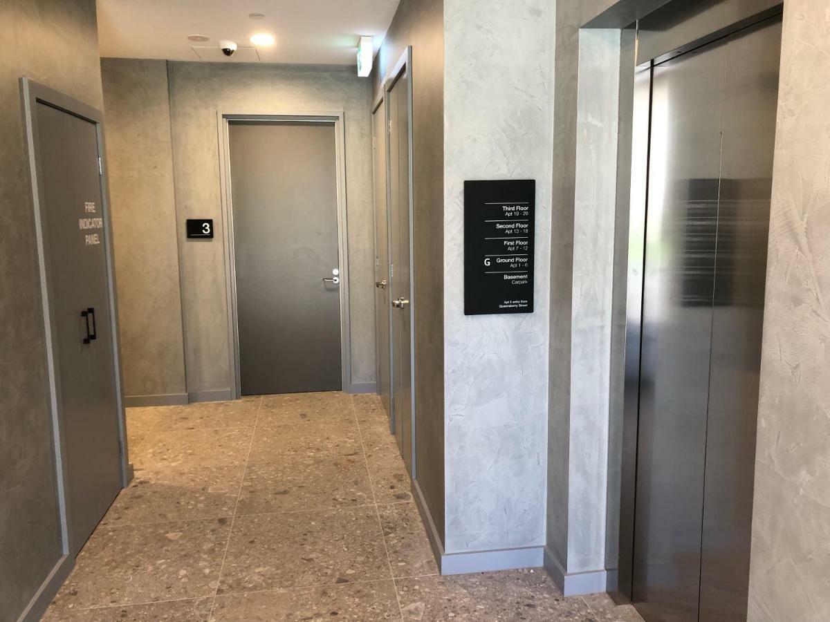 Q Squared Serviced Apartments メルボルン エクステリア 写真