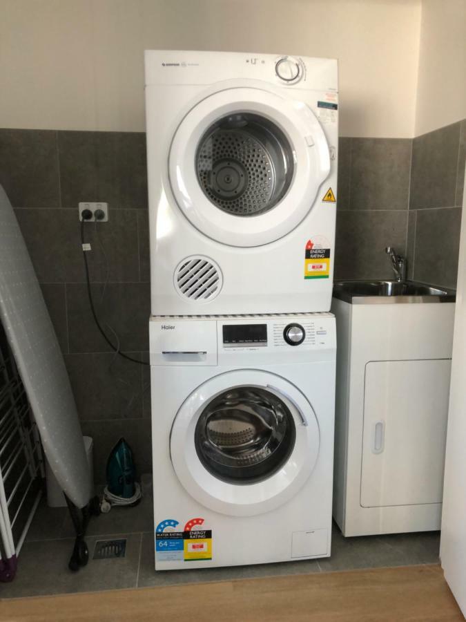 Q Squared Serviced Apartments メルボルン エクステリア 写真