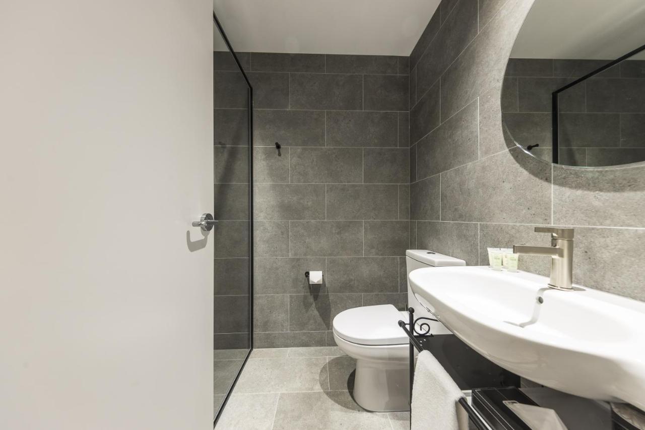 Q Squared Serviced Apartments メルボルン エクステリア 写真